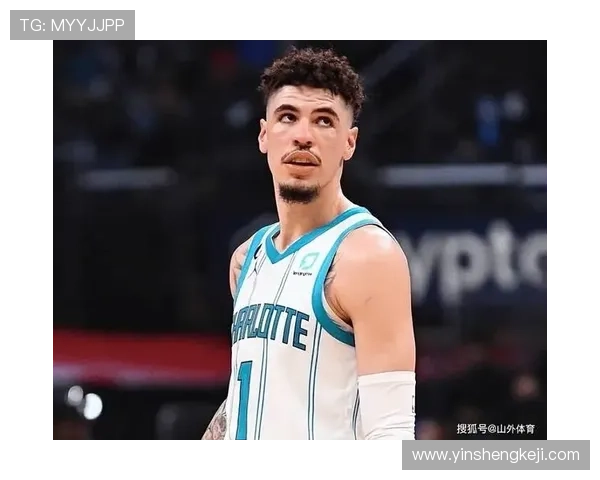 鲍尔状态低迷三分球命中率惨淡仅得3分4板6助失误频繁表现令人失望